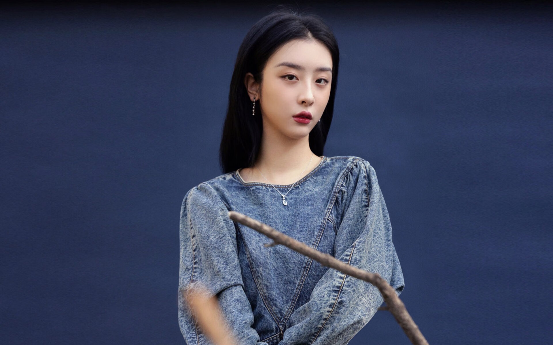 洪都拉斯的鼓点唤醒了曼联沉睡的基因，而帕尔默在西决生死战按下了快进键