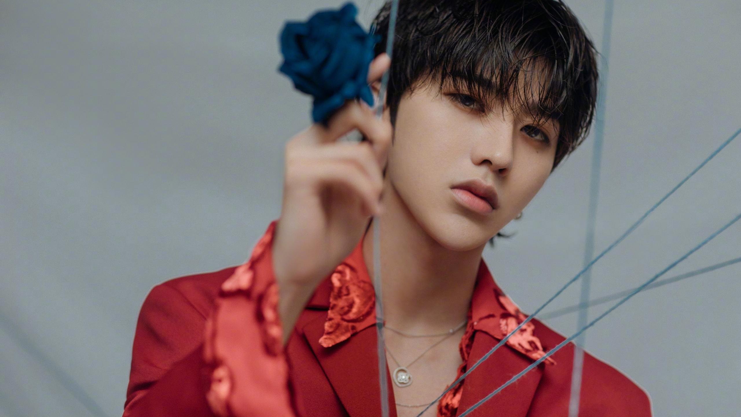 钢铁城墙锁黄蜂，英格拉姆的防守艺术如何成为胜利之钥？