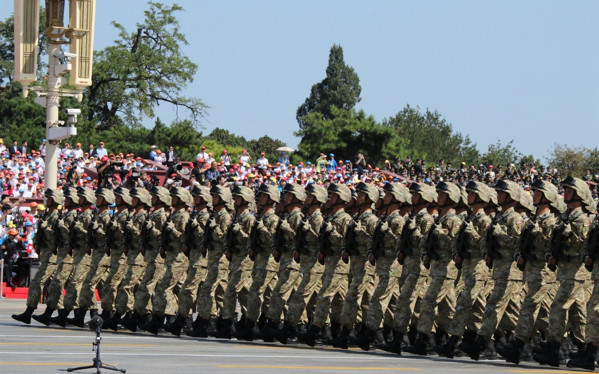开云体育入口-跨界巅峰对决，范弗利特制胜表现助新疆队硬仗取胜凯尔特人