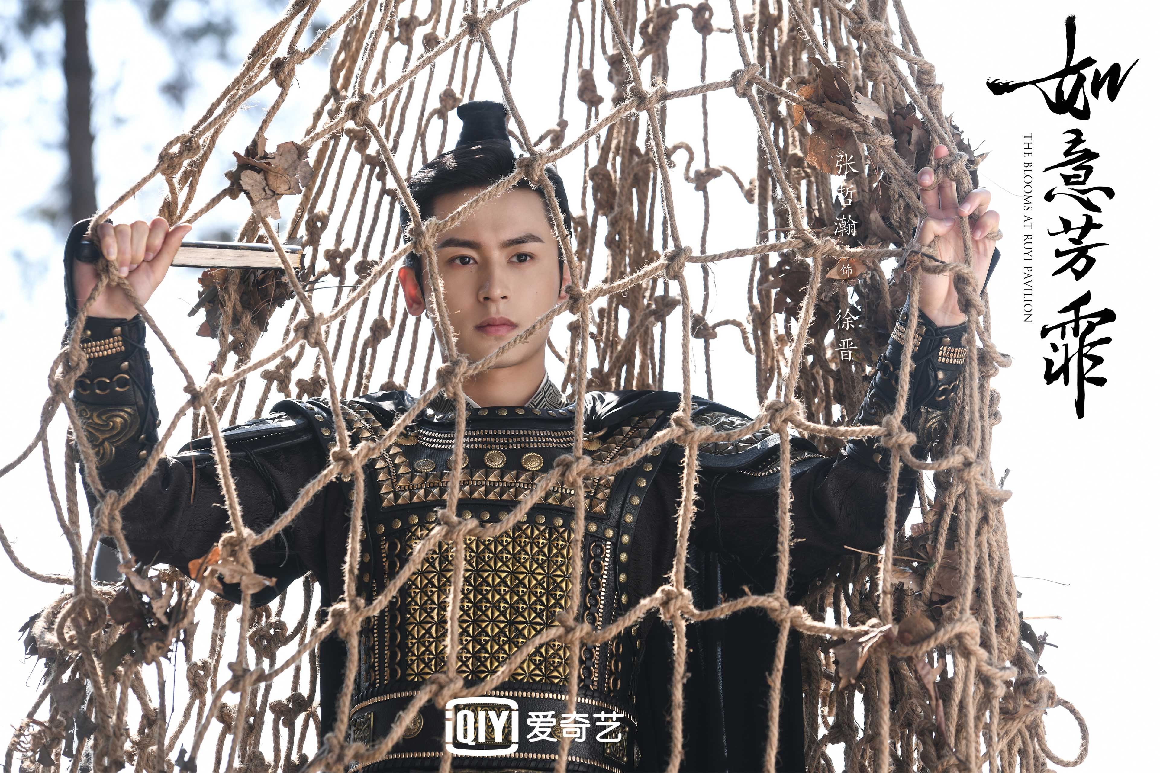 鲨鱼入海，当克莱·汤普森嗅到血腥味，火箭的领先成为一道待解的谜题